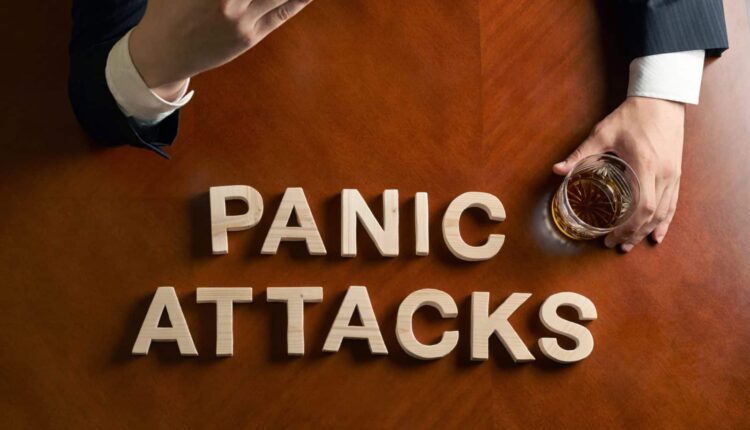 איך להרגיע התקף חרדה