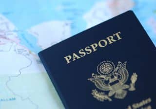 כיצד מוציאים דרכון