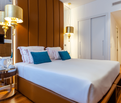 חדרים לפי שעה